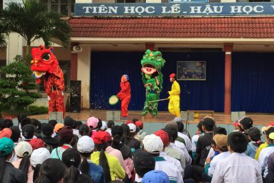 VUI HỘI TRĂNG RẰM